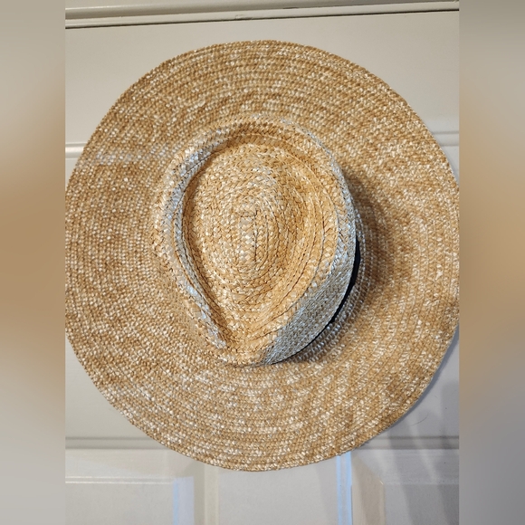 Stylish Tan Straw Hat - Picture 3 of 11